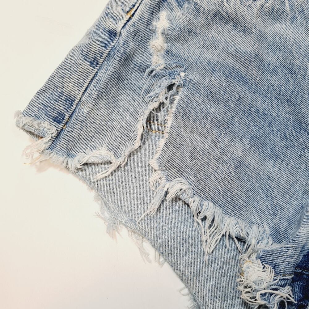 AGOLDE Parker Vintage Cut Off Short in Swapmeet Size 24 - Picture 3 of 11